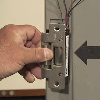 Electric Strike in Country Walk, FL